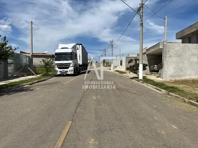 Terreno com 250m², à venda, no bairro Itapecerica em Taubaté