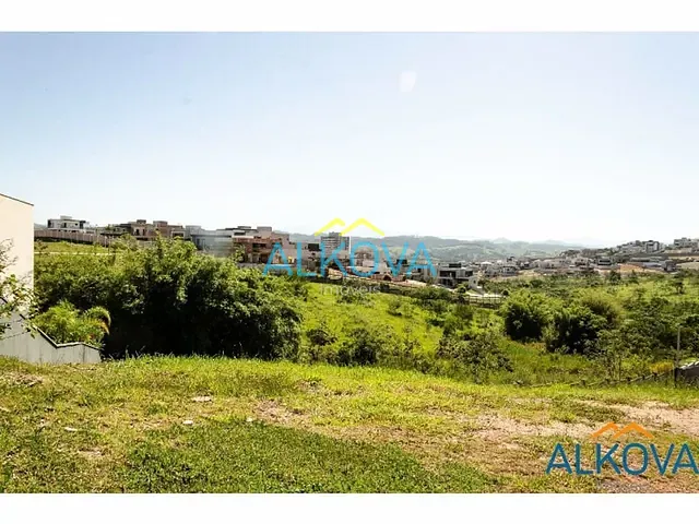 Terreno com 560m², à venda, no bairro Condomínio Residencial Alphaville em São José dos Campos