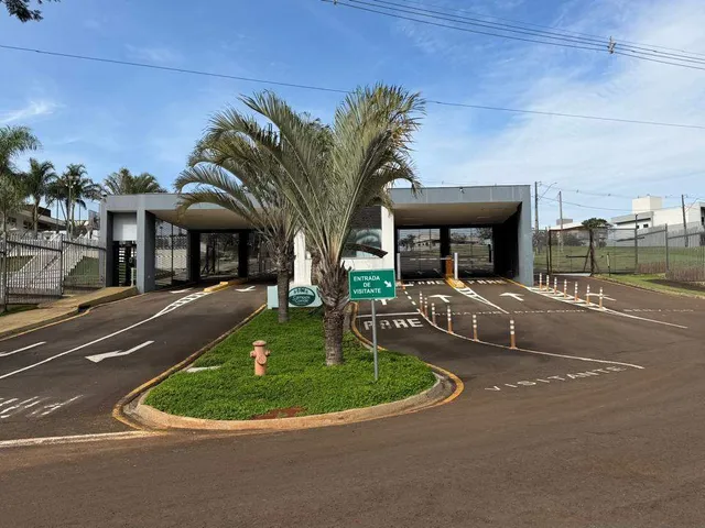 Terreno com 315m², à venda, no bairro Jardim Tarobá em Cambé