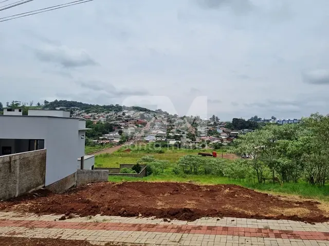 Terreno com 360m², à venda, no bairro Esplanada em Chapecó