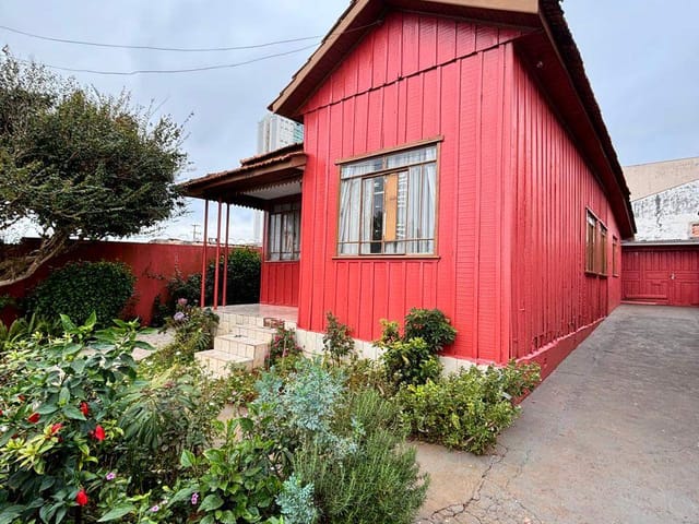 Terreno com 205m², à venda, no bairro Uvaranas em Ponta Grossa