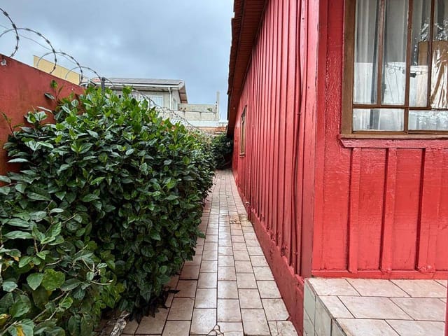 Terreno com 205m², à venda, no bairro Uvaranas em Ponta Grossa
