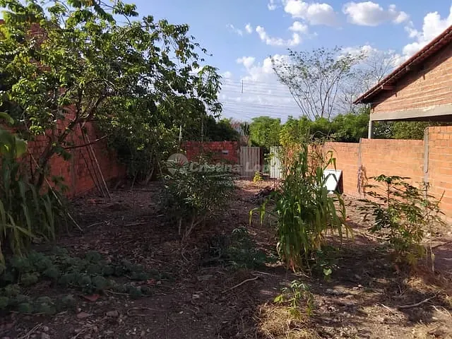 Terreno com 300m², à venda, no bairro Lourival Parente em Teresina