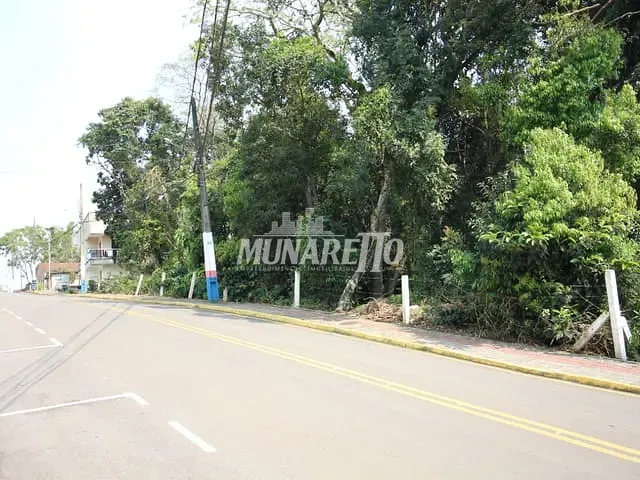 Terreno com 393m², à venda, no bairro Centro em Piratuba