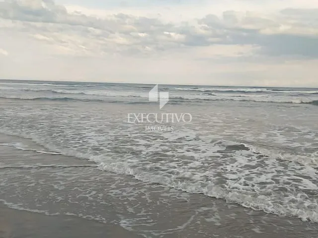 Terreno com 330m², à venda, no bairro Balneário Mar Del Plata em Torres