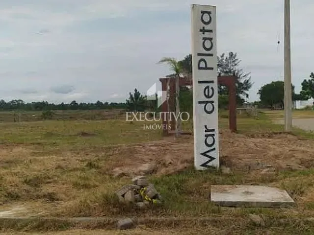 Terreno com 330m², à venda, no bairro Balneário Mar Del Plata em Torres