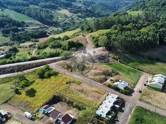 Terreno com 360m², à venda, no bairro Germânia em Westfalia