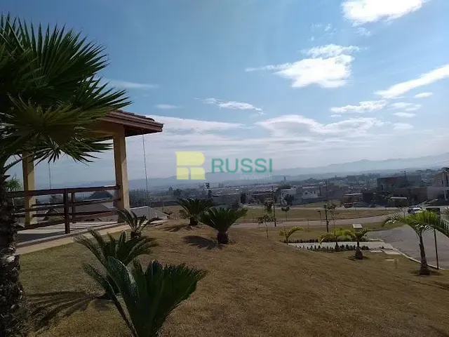 Terreno com 326m², à venda, no bairro Condomínio Terras do Vale em Caçapava