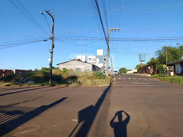Terreno com 450m², à venda, no bairro Esplanada em Chapecó