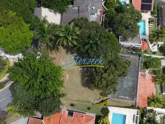 Terreno com 791m², à venda, no bairro Marambaia em Vinhedo