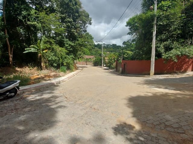 Terreno com 1300m², à venda, no bairro Granja dos Cavaleiros em Macaé