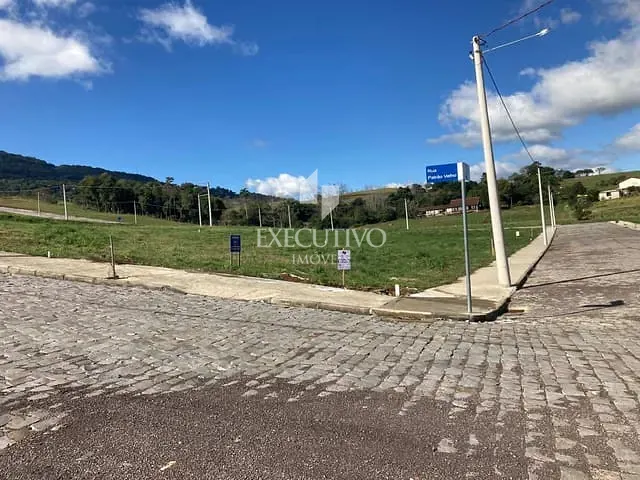 Terreno com 215m², à venda, no bairro Bairro Dona Rita em Arroio do Meio