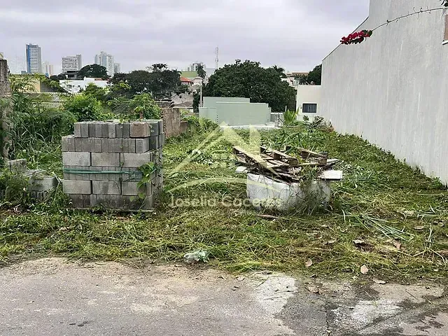Terreno com 229m², à venda, no bairro Santa Rosa em Cuiabá