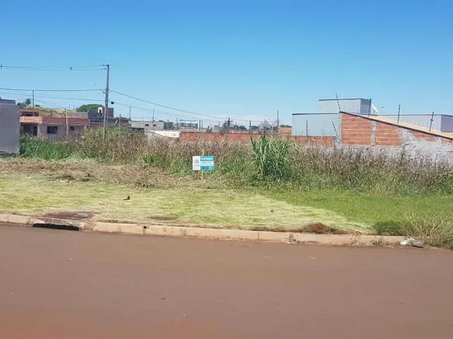 Terreno com 439m², à venda, no bairro Residencial Araucária em Cambé
