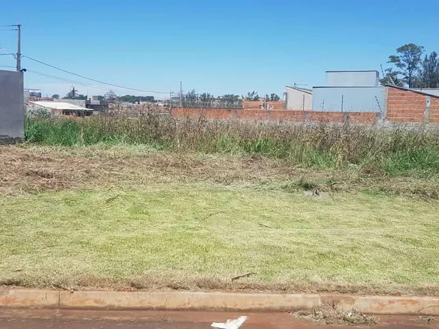 Terreno com 439m², à venda, no bairro Residencial Araucária em Cambé
