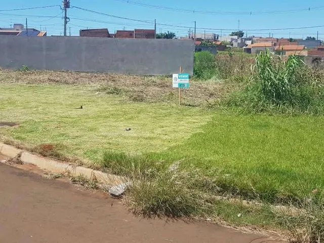 Terreno com 439m², à venda, no bairro Residencial Araucária em Cambé