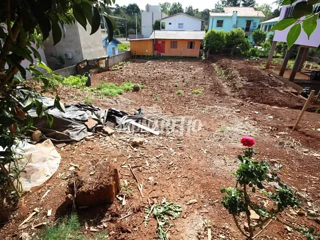 Terreno com 376m², à venda, no bairro Universitário em Capinzal