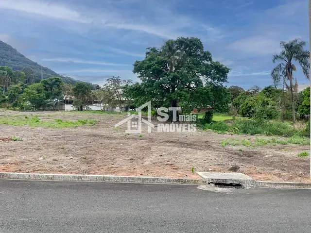 Terreno com 277m², à venda, no bairro Recanto da Serra em Andradas