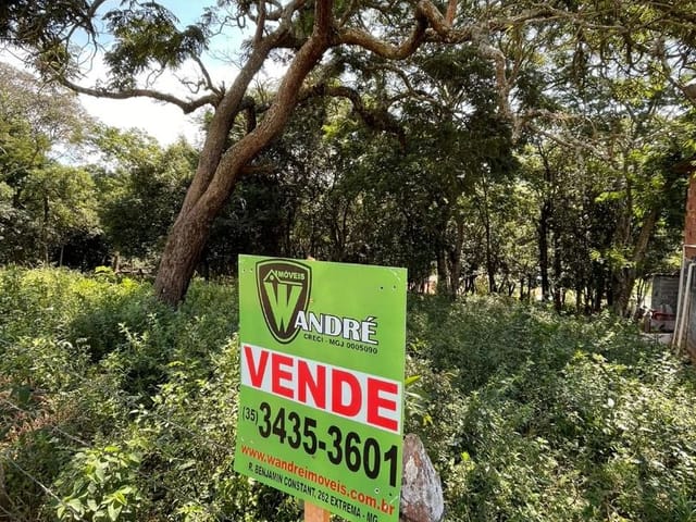 Terreno com 2700m², à venda, no bairro Roseira em Extrema