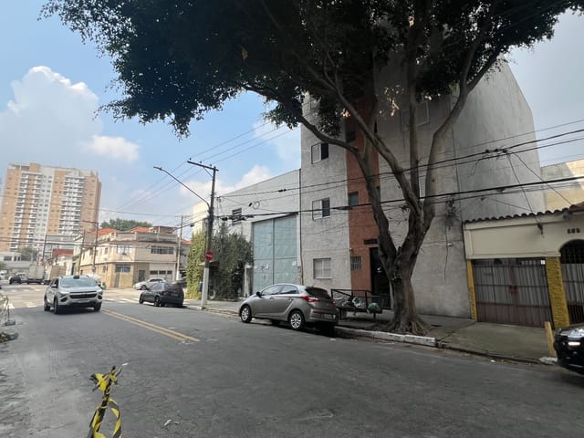 Foto do Terreno - Terreno no Pari com 175m², Ideal para Galpão ou Imóvel Comercial com Moradia – R$1.280.000 | Próx. Carlos de Campos e Marginal Tietê | Documentação OK | Imobiliária Xavier e Brito