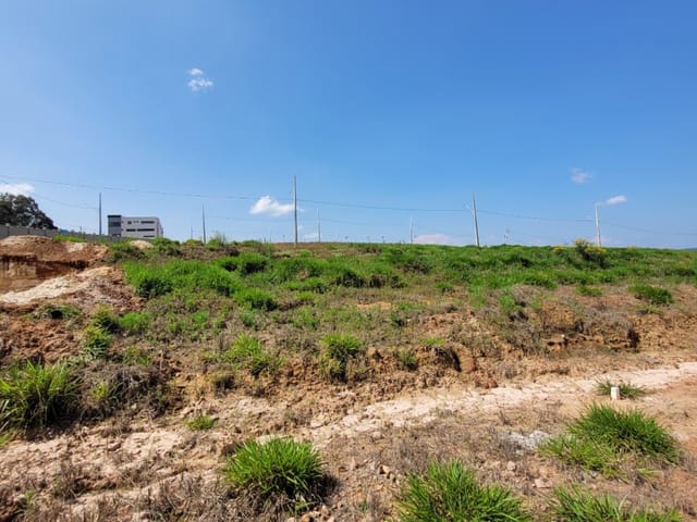 Terreno com 200m², à venda, no bairro Jardim Carvalho em Ponta Grossa