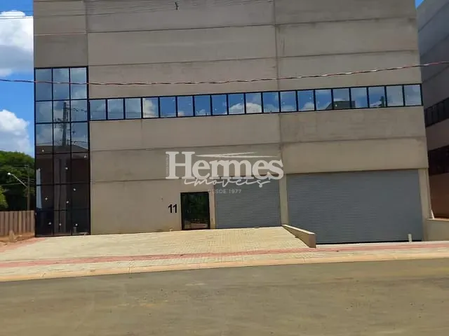 Galpão / Barracão com 1404m², à venda ou para alugar, no bairro Cascata em Paulínia