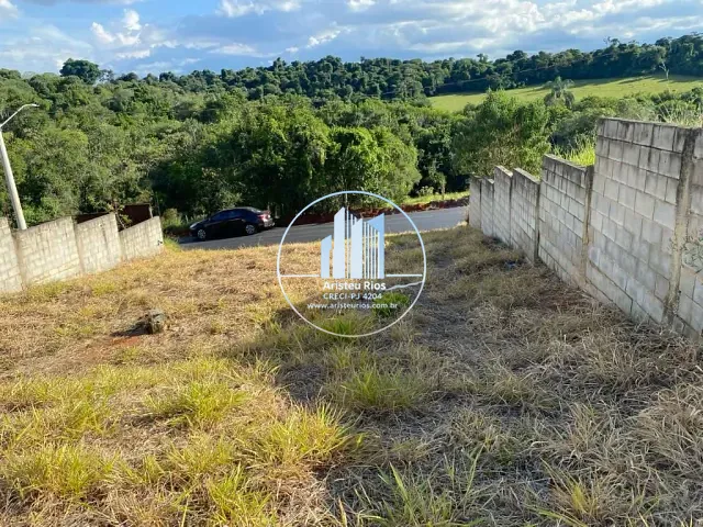 Terreno com 300m², à venda, no bairro Cidade Vergani em Pouso Alegre
