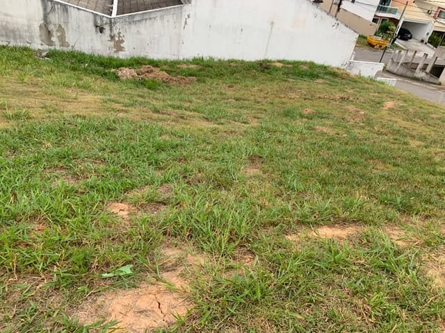 Terreno com 328m², à venda, no bairro Vale dos Cristais em Macaé