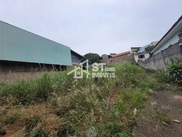 Terreno com 360m², à venda, no bairro Sóvis em Andradas