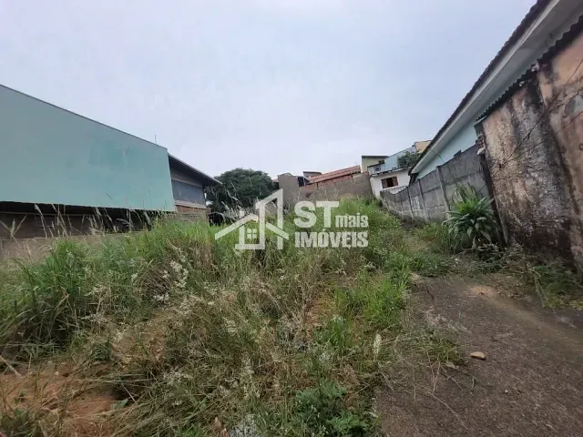 Terreno com 360m², à venda, no bairro Sóvis em Andradas