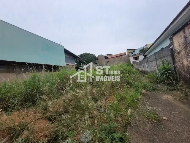 Terreno com 360m², à venda, no bairro Sóvis em Andradas