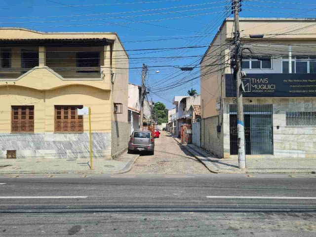 Terreno com 150m², à venda, no bairro Centro em Campos dos Goytacazes