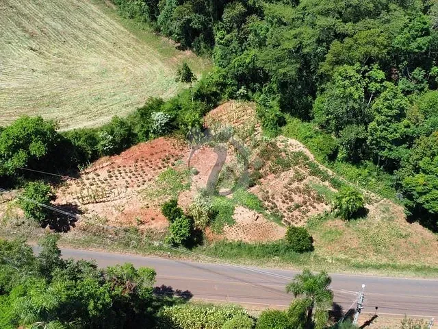 Terreno à venda, no bairro Canabarro em Teutônia