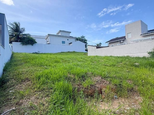Terreno com 303m², à venda, no bairro Lagoa em Macaé