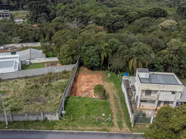 Terreno à venda, no bairro Ferraria em Campo Largo