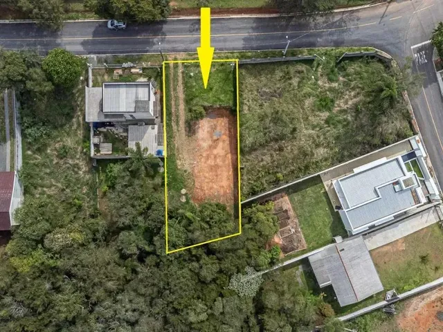 Terreno à venda, no bairro Ferraria em Campo Largo