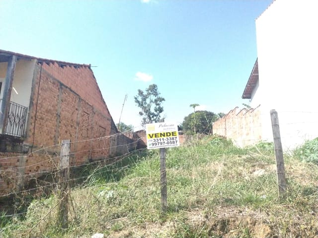 Terreno com 300m², à venda, no bairro Pingo de Ouro em Guaratinguetá