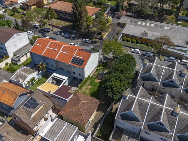 Terreno com 408m², à venda, no bairro Santo Inácio em Curitiba