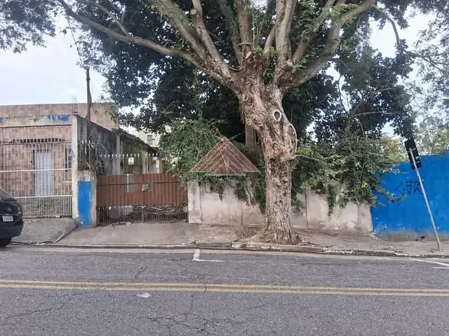 Terreno com 340m², à venda, no bairro Vila Bocaina em Mauá