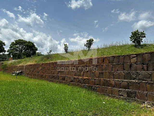 Terreno com 1912m², à venda, no bairro linha caravagio em Cordilheira Alta