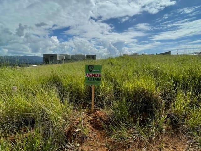 Terreno com 300m², à venda, no bairro Recanto do Sol em Extrema