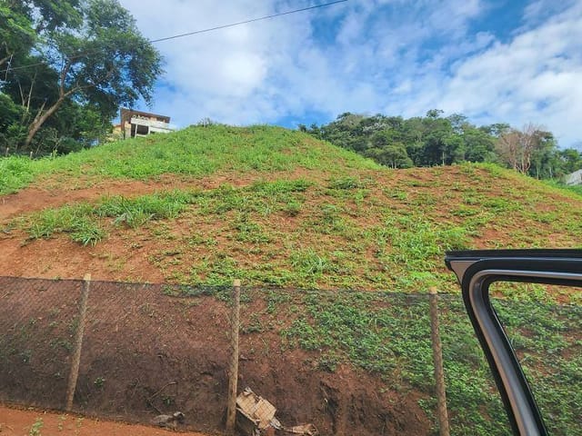 Terreno com 2595m², à venda, no bairro Paço del Rey em Juiz de Fora