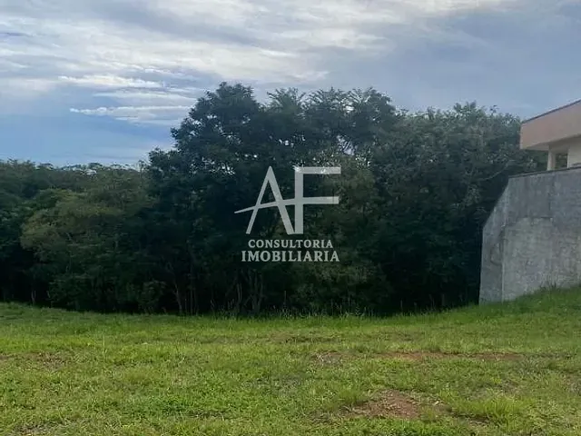 Terreno com 287m², à venda, no bairro Itapecerica em Taubaté