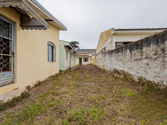 Terreno com 429m², à venda, no bairro São Braz em Curitiba