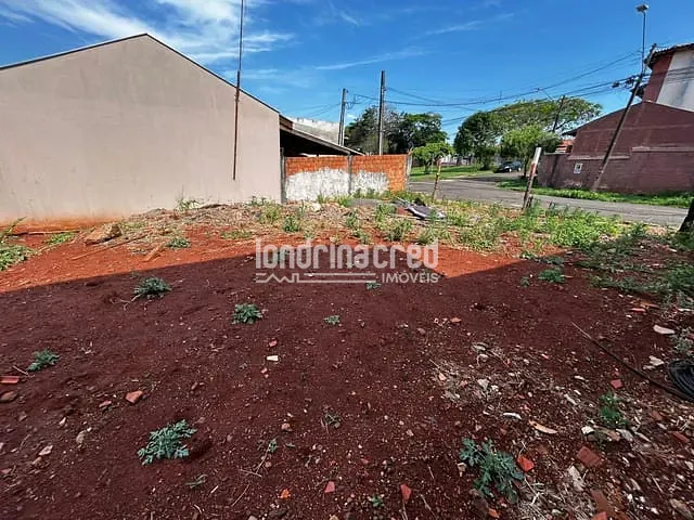 Terreno com 200m², à venda, no bairro Conjunto Habitacional Alexandre Urbanas em Londrina