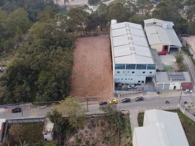 Terreno com 1200m², à venda, no bairro Chácara do Solar II (Fazendinha) em Santana de Parnaíba