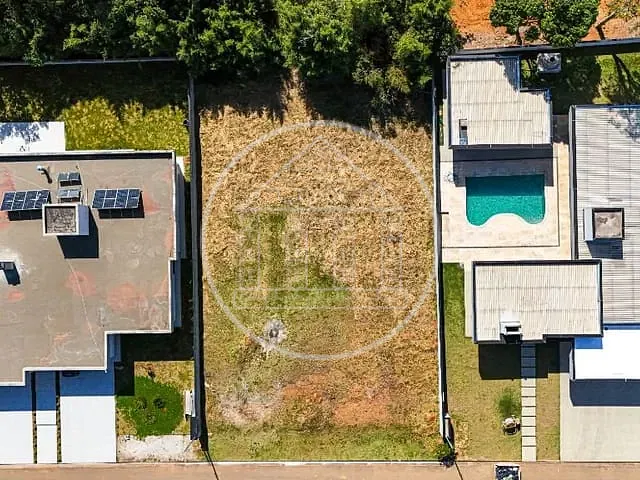 Terreno com 1000m², à venda, no bairro Loteamento Chacaras Embu-Guacu em Embu-Guaçu