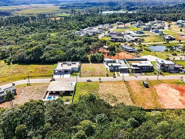 Terreno com 1000m², à venda, no bairro Loteamento Chacaras Embu-Guacu em Embu-Guaçu