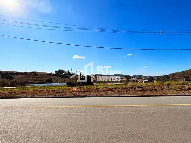 Terreno com 1000m², à venda, no bairro Quinta das Flores em Andradas