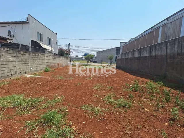 Terreno com 494m², para alugar, no bairro Parque da Figueira em Paulínia